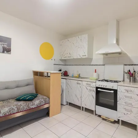 Maison Venitia T2 度假居 Aussonne